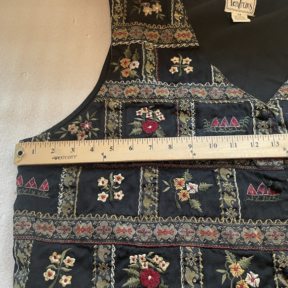 Vintage 90s TanTrums Vest Women 2X Black Gold Embroidered Floral Button Front - Picture 7 of 10